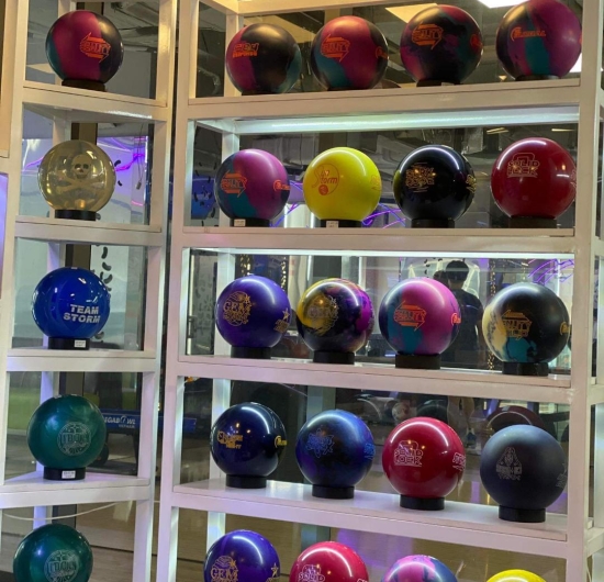DNA Banh Bowling